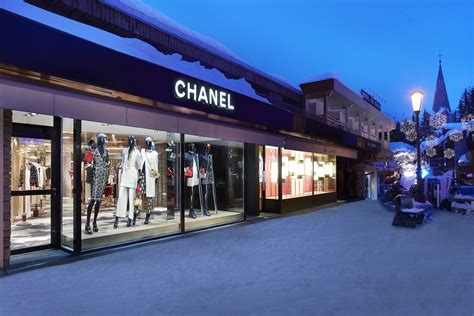 Chanel resort store